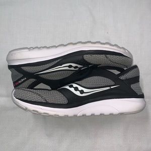 SAUCONY kineta relay